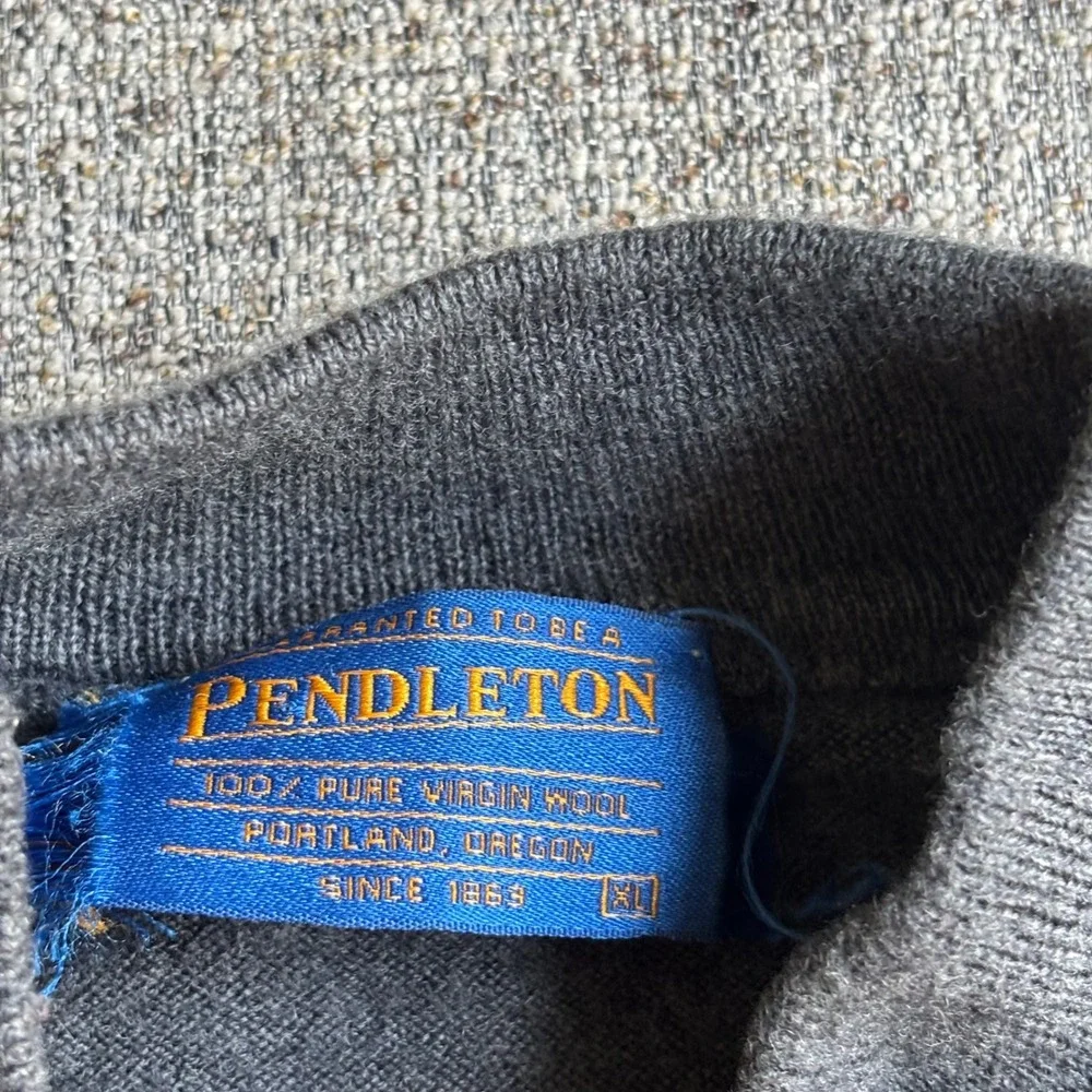 Pendleton Sweater Mens XL Gray Virgin Wool Mock Neck Long Sleeve Knit Pinhole